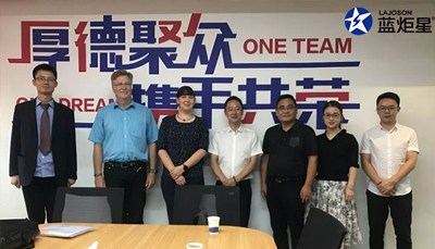 德國智能制造領域專家參訪藍炬星集成灶智造小鎮