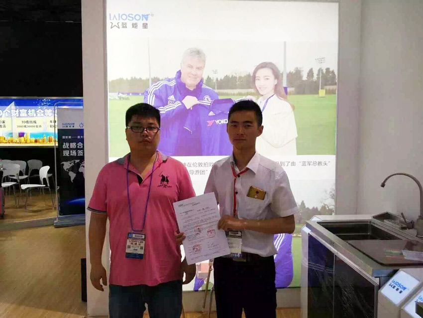 喜訊，天津趙總成功加盟藍(lán)炬星！