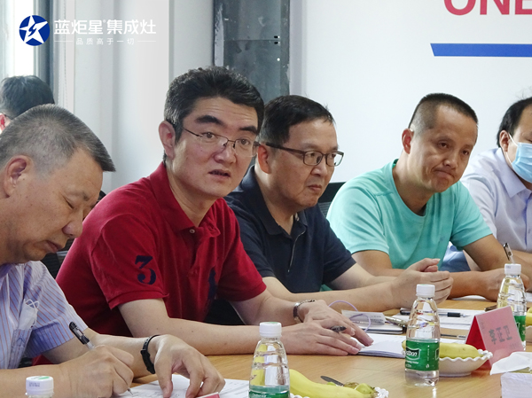 浙工大管理學院李書記對藍炬星集成灶的肯定