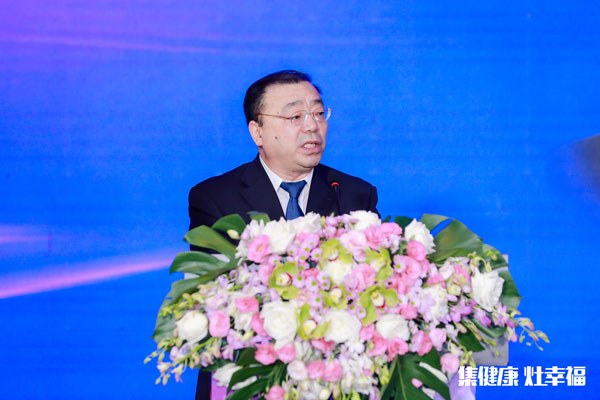 中國(guó)五金制品協(xié)會(huì)理事長(zhǎng) 張東立