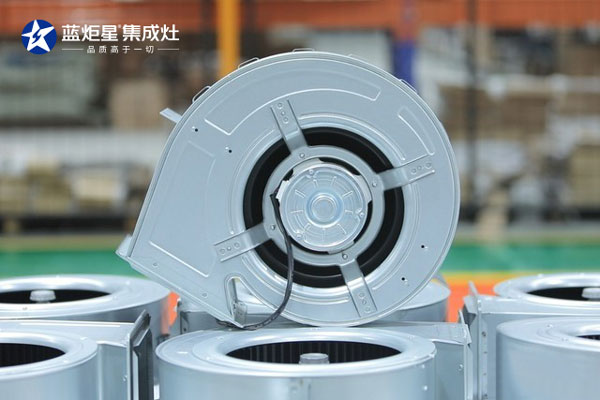 藍(lán)炬星集成灶一鍵清洗功能