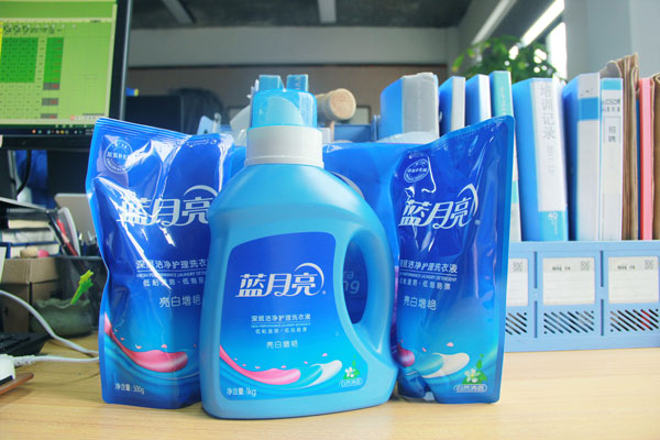 藍(lán)炬星總經(jīng)辦為各個部門在崗女職工送上暖心福利