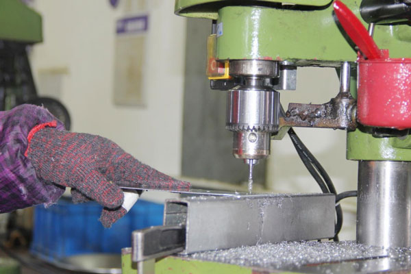 集成灶生產設備